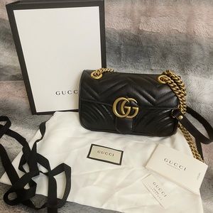 GUCCI GG Marmont Matelasse Mini Flap Shoulder Bag